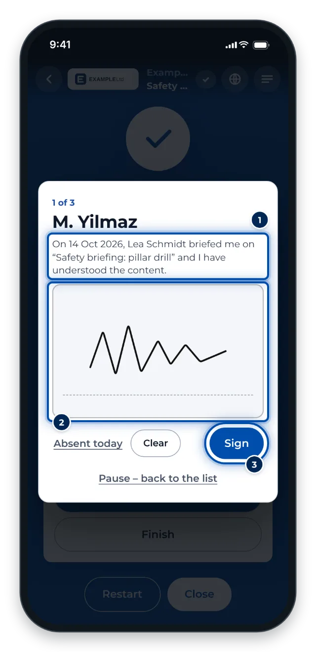 Group training: everyone signs one after the other on the same device